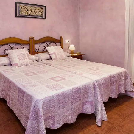 Turisme Rural Ca L,anguila Casa de Campo *